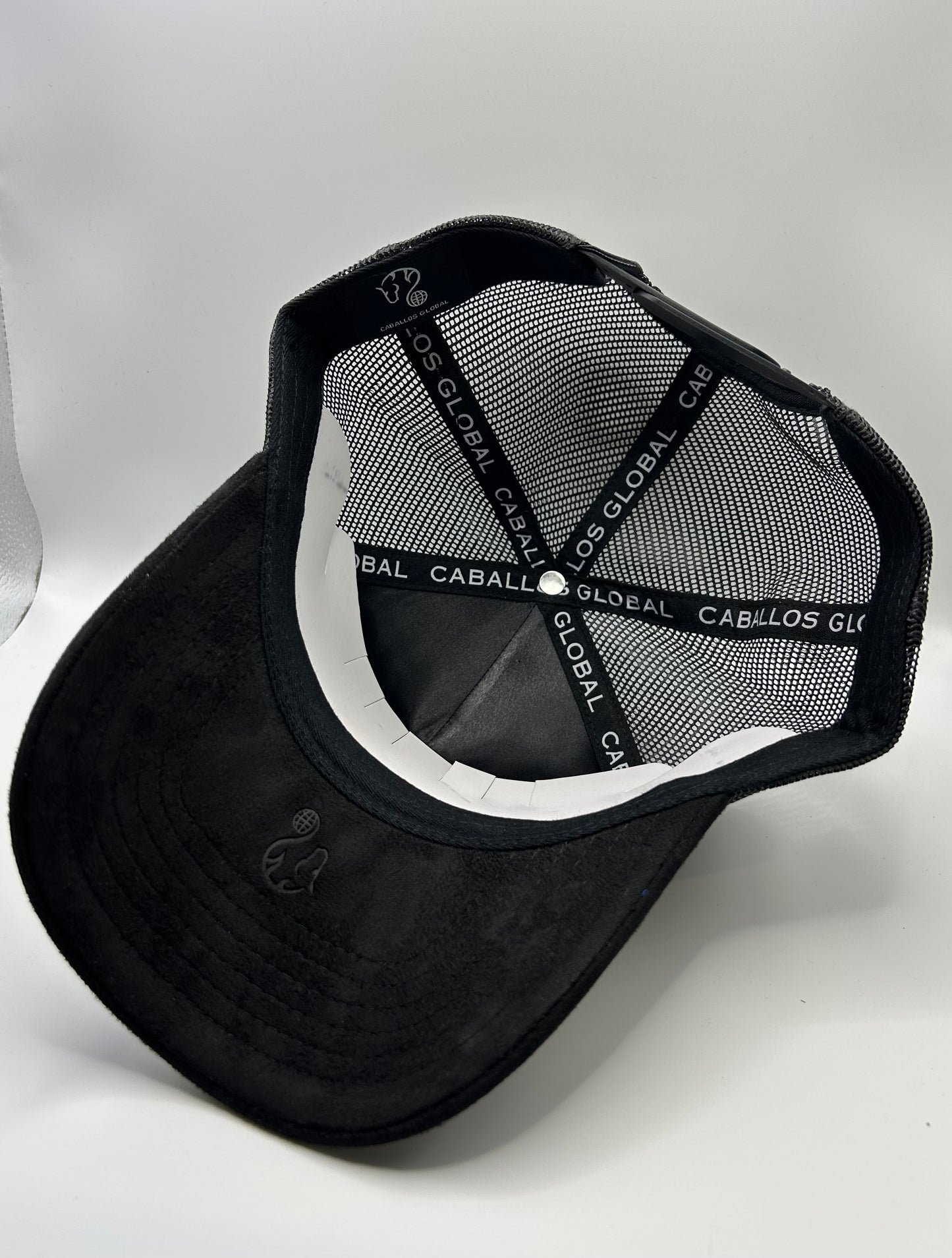 Black / Pink / Suede